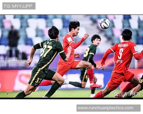 足球门将被罚下后球队应如何调整战术与阵容以应对比赛挑战